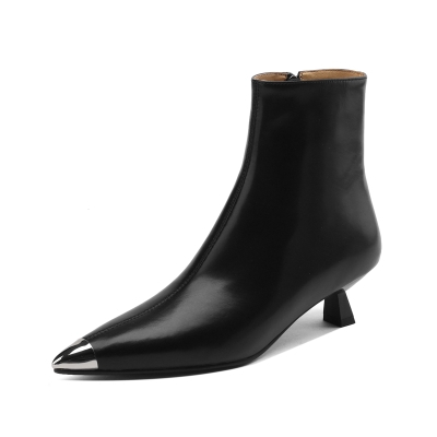  Bottines noires à talons chaton et bottines à bout pointu et fermeture éclair latérale