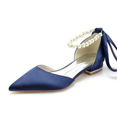 Chaussures d'Orsay à bout pointu en satin avec bride à la cheville et perles marines pour le travail