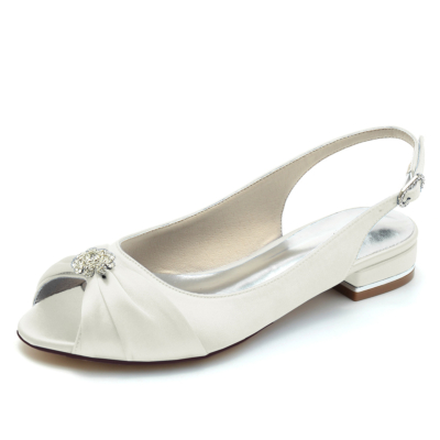 Chaussures de mariage plates à bride arrière en satin avec strass et bout ouvert blanc ivoire
