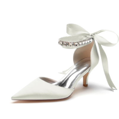 Escarpins à talon chaton en satin ivoire Bow Chaussures d'orsay avec bracelet en cristal