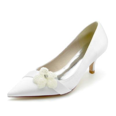 Escarpins de mariage en satin avec fleur de perle Chaussures de mariée chics Talons de chaton